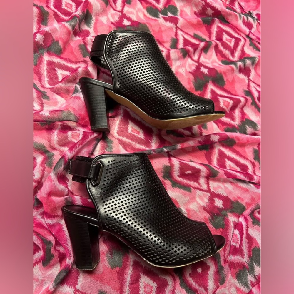 Chunky Black ankle boots/Heels w/peep toe Design